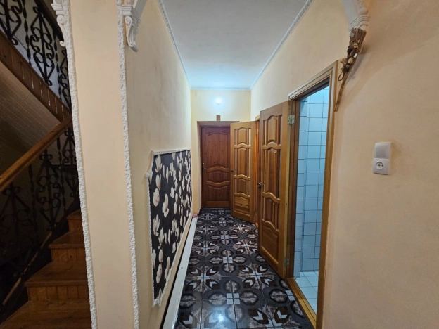 Купить дом в Элисте. Вариант № 9336529, 6, площадь -  квм, цена 10699999 рублей