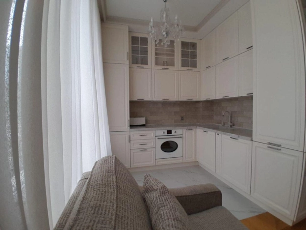 Купить квартиру в Москве. Вариант № 10431507, 1, площадь -  квм, цена 59000000 рублей