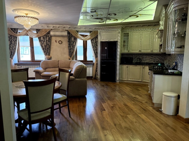 Купить двухкомнатную квартиру на улице Школьная в Калужской области. Вариант № 24706, 1, площадь -  квм, цена 14000000 рублей