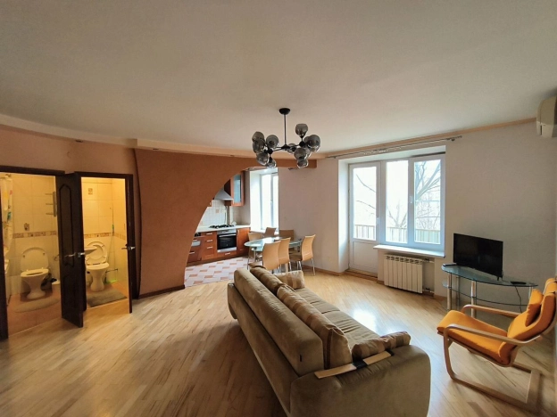 Купить квартиру в Москве. Вариант № 7911495, 1, площадь - квм, цена 35800000 рублей