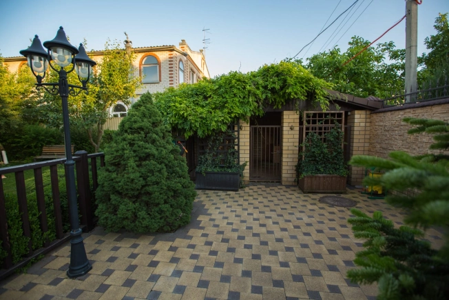 Купить дом на улице 1-й Становой проезд в Краснодаре. Вариант № 2467, 8, площадь -  квм, цена 54950000 рублей