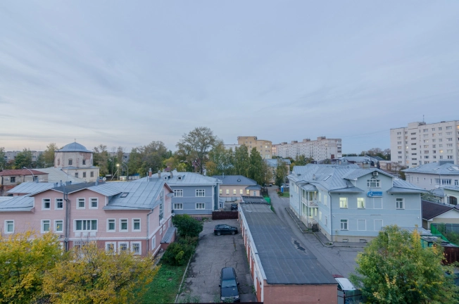 Купить четырехкомнатную квартиру в Вологде. Вариант № 14804, 29, площадь -  квм, цена 33250000 рублей