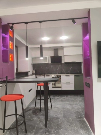 Купить квартиру в Москве. Вариант № 10086705, 7, площадь -  квм, цена 7490000 рублей