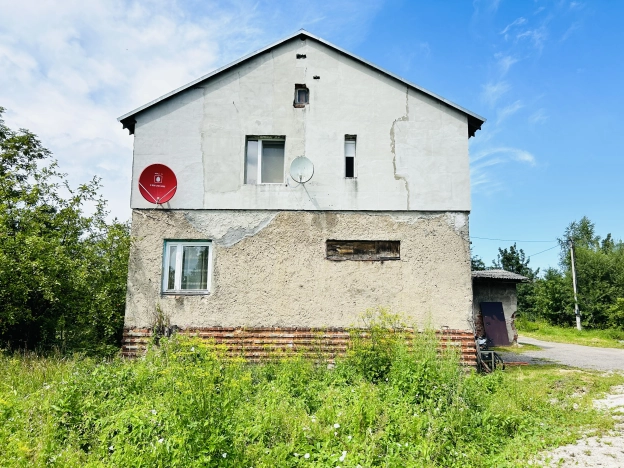 Купить двухкомнатную квартиру на улице Вокзальная в Калининградской области. Вариант № 3378940, 8, площадь -  квм, цена 1950000 рублей
