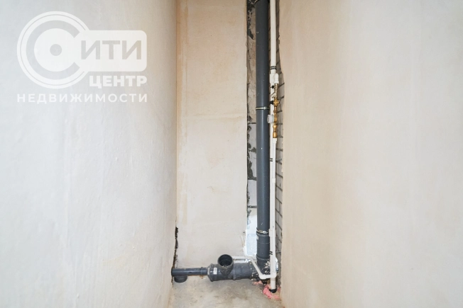 Купить трехкомнатную квартиру в Воронеже. Вариант № 9280371, 9, площадь - квм, цена 7700000 рублей