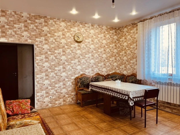 Купить дом в Курской области. Вариант № 29895, 4, площадь -  квм, цена 8800000 рублей