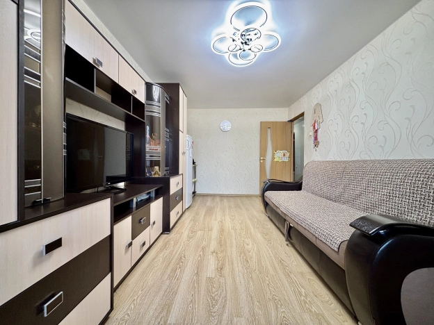 Купить трехкомнатную квартиру в Ивановской области. Вариант № 2472439, 1, площадь -  квм, цена 5000000 рублей