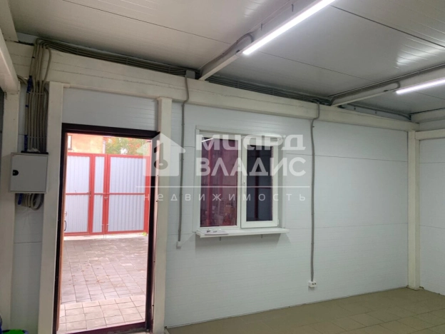 Снять коммерческую недвижимость в Омске. Вариант № 51838, 3, площадь -  квм, цена 20000 рублей