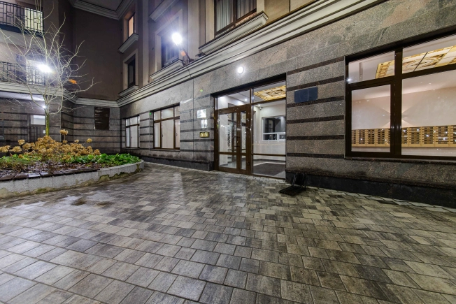 Купить квартиру на улице Невский проспект в Санкт-Петербурге. Вариант № 10646873, 25, площадь - квм, цена 27000000 рублей