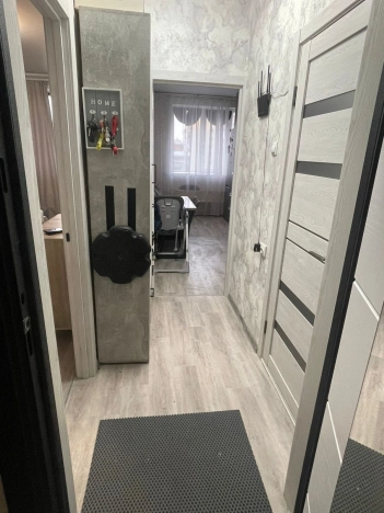 Купить однокомнатную квартиру на улице Целинная в Алтайском крае. Вариант № 8865380, 4, площадь - квм, цена 4000000 рублей