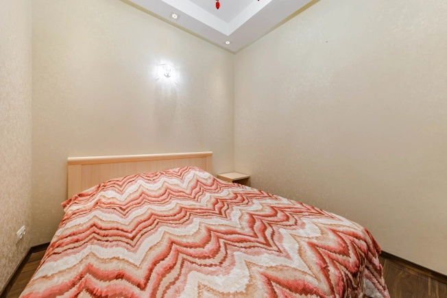 Купить квартиру на вторичке у метро Беговая в Санкт-Петербурге. Вариант № 956858, 13, площадь -  квм, цена 16300000 рублей