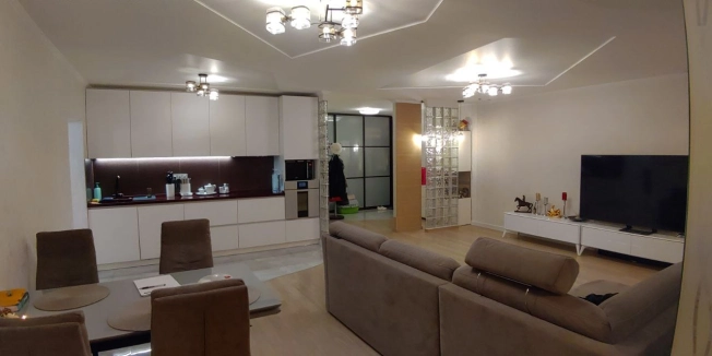 . Вариант № 3670, 15, площадь - 130 квм, цена 13900000 рублей