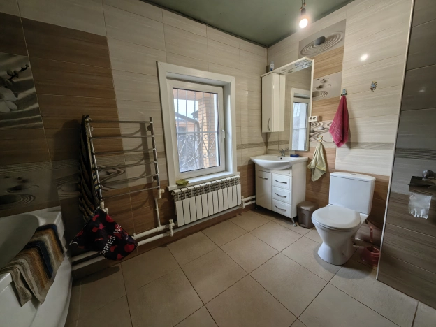 Купить дом в Иркутской области. Вариант № 9561316, 25, площадь -  квм, цена 9200000 рублей