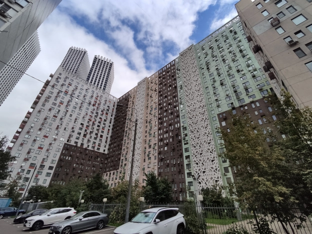 Купить квартиру в Москве. Вариант № 3376955, 33, площадь - квм, цена 20500000.0000 рублей