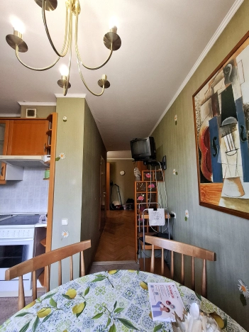 Купить квартиру в Москве. Вариант № 8478478, 3, площадь -  квм, цена 15800000 рублей