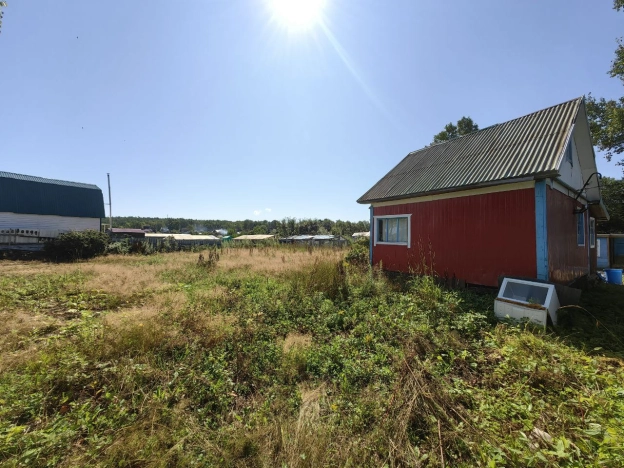 Купить земельный участок в Южно-Сахалинске. Вариант № 2461164, 3, площадь -  квм, цена 1600000 рублей