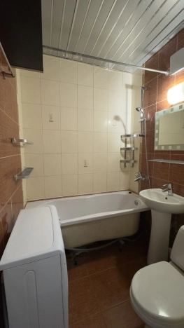 Купить квартиру в Омске. Вариант № 10264578, 12, площадь -  квм, цена 5000000 рублей