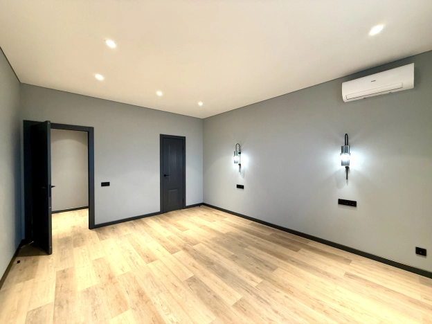 Купить однокомнатную квартиру на улице Кожевенная в Краснодаре. Вариант № 40733, 25, площадь -  квм, цена 10000000 рублей