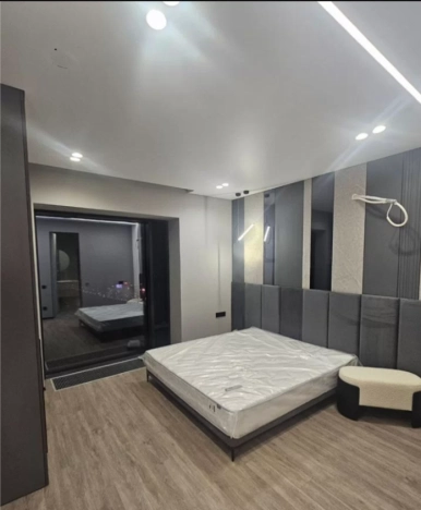 Купить квартиру в Москве. Вариант № 8426572, 1, площадь -  квм, цена 43000000 рублей