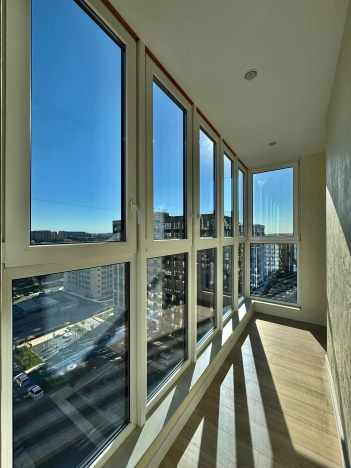 Купить двухкомнатную квартиру на улице Ярославская в Краснодаре. Вариант № 5921652, 12, площадь -  квм, цена 10800000 рублей