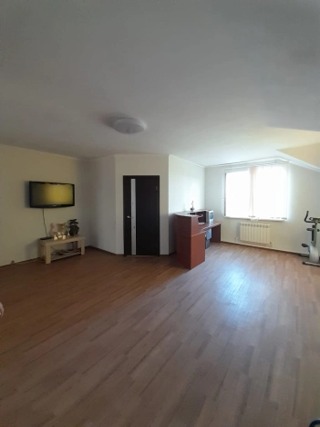 Купить дом на улице Бимбаева в Элисте. Вариант № 6349, 7, площадь -  квм, цена 20000000 рублей