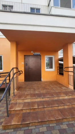 Купить однокомнатную квартиру в Краснодаре. Вариант № 10428209, 13, площадь -  квм, цена 4300000 рублей