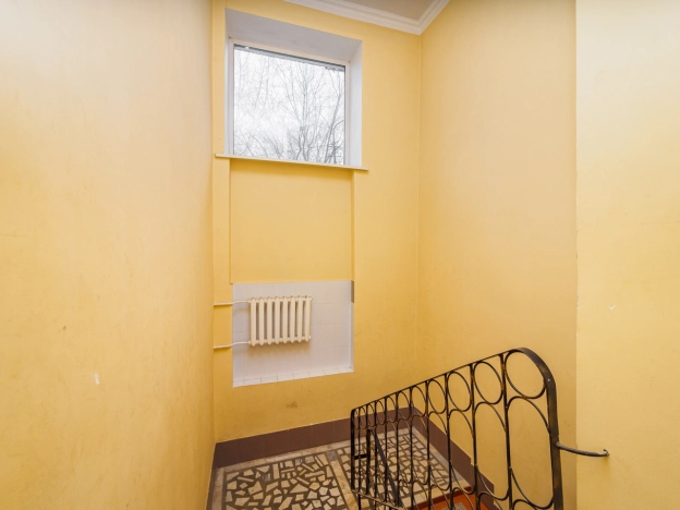 Купить коммерческую недвижимость в Омске. Вариант № 34842, 12, площадь -  квм, цена 42000000 рублей