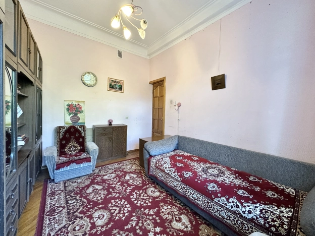 Купить многокомнатную квартиру в районе Филёвский Парк в Москве. Вариант № 566243, 9, площадь -  квм, цена 12000000 рублей