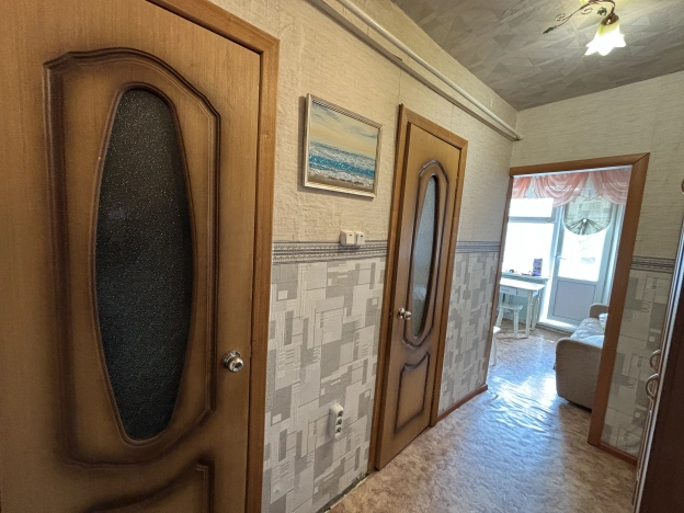 Купить однокомнатную квартиру на вторичке в Московской области. Вариант № 43788, 3, площадь -  квм, цена 2099999 рублей