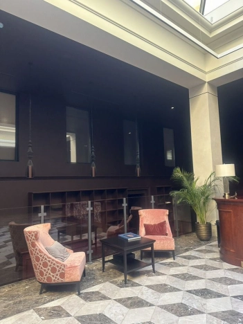 Купить однокомнатную квартиру у метро Садовая в Санкт-Петербурге. Вариант № 8677102, 14, площадь -  квм, цена 22900000 рублей