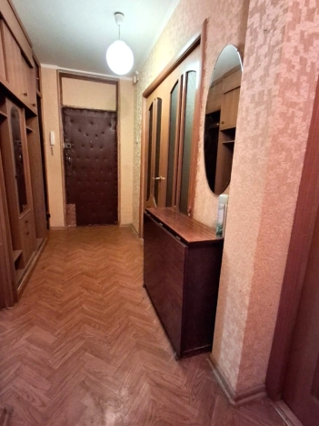 Купить трехкомнатную квартиру в Калуге. Вариант № 6908476, 16, площадь -  квм, цена 6300000 рублей