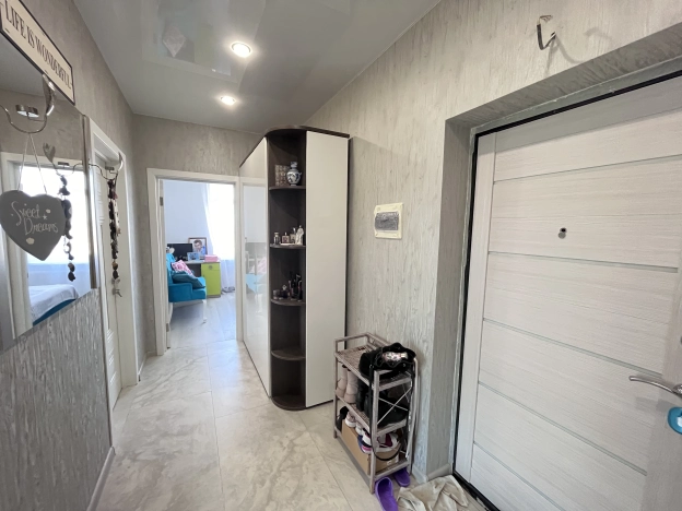 Купить двухкомнатную квартиру в Пионерском. Вариант № 3188089, 12, площадь -  квм, цена 10400000 рублей