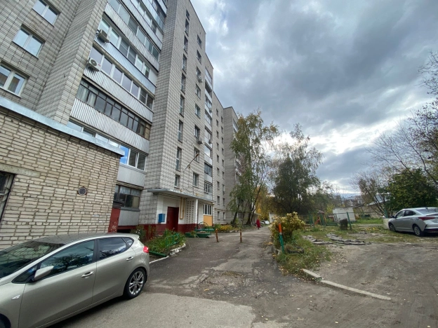 Купить двухкомнатную квартиру в Калужской области. Вариант № 7636250, 15, площадь -  квм, цена 6000000 рублей