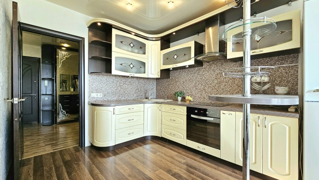 Купить квартиру в Липецкой области. Вариант № 56181, 1, площадь -  квм, цена 8790000 рублей