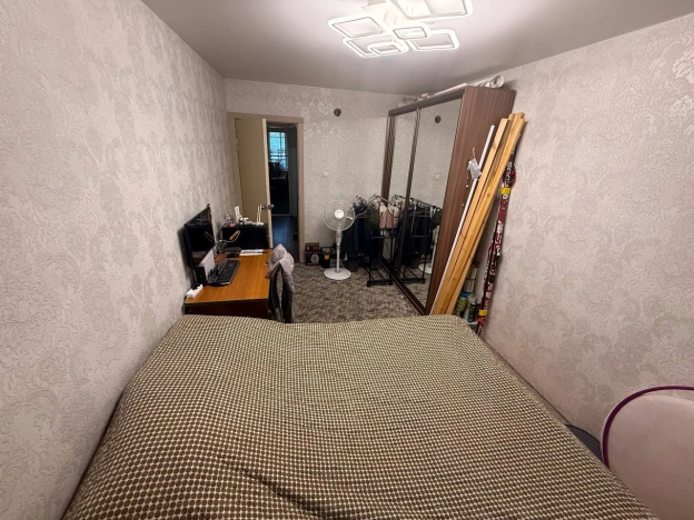 Купить трехкомнатную квартиру в Микрорайоне Менделеевский, Гусь-Хрустальный в Гусь-Хрустальном. Вариант № 1038377, 15, площадь - квм, цена 3950000 рублей