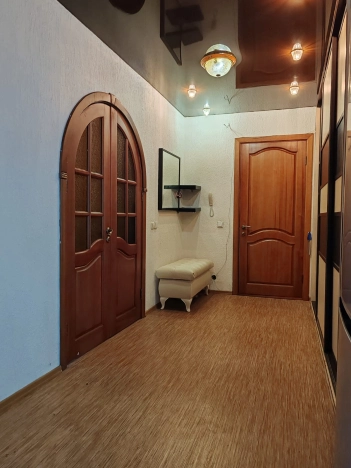 Купить четырехкомнатную квартиру в Новосибирской области. Вариант № 401041, 17, площадь -  квм, цена 9250000 рублей