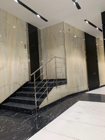 Купить трехкомнатную квартиру на вторичке у метро Терехово в Москве. Вариант № 10678882, 2, площадь - квм, цена 23000000 рублей