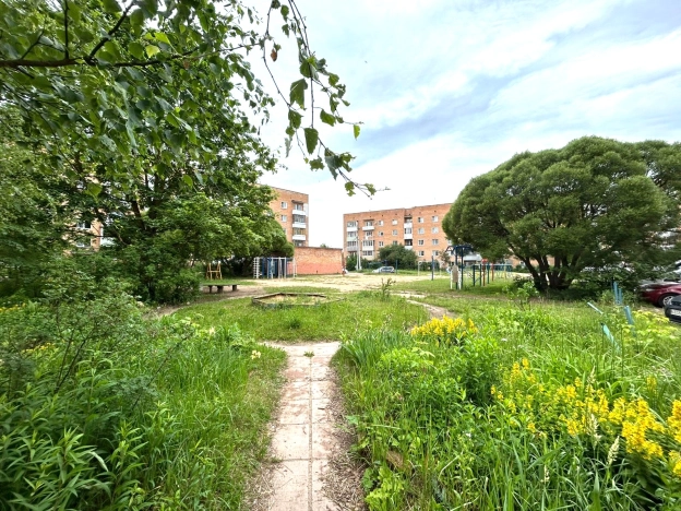 Купить двухкомнатную квартиру на улице Школьная в Калужской области. Вариант № 52159, 7, площадь -  квм, цена 2700000 рублей