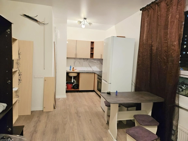 Купить однокомнатную квартиру на улице Строительный проезд в Москве. Вариант № 10351790, 4, площадь -  квм, цена 9000000 рублей