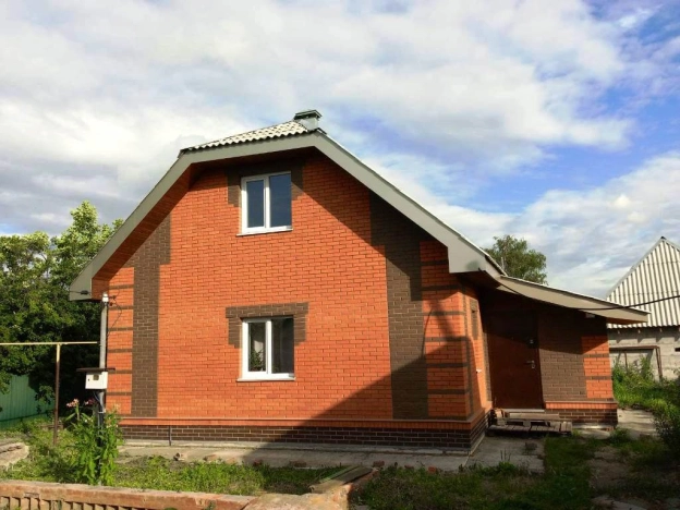 Купить дом в Омске. Вариант № 11217, 0, площадь -  квм, цена 10200000 рублей