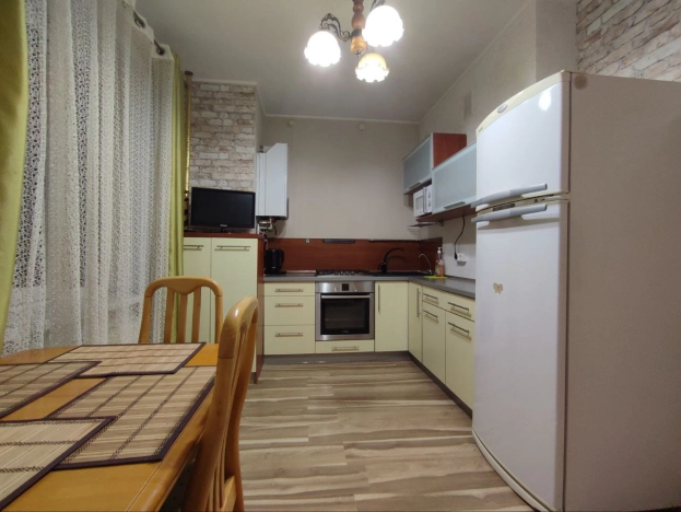 Снять квартиру в районе Ленинградский в Калининграде. Вариант № 8760046, 10, площадь -  квм, цена 40000 рублей