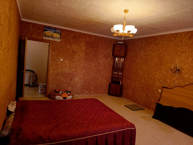 Купить трехкомнатную квартиру в Тюменской области. Вариант № 8558, 12, площадь -  квм, цена 5949000 рублей