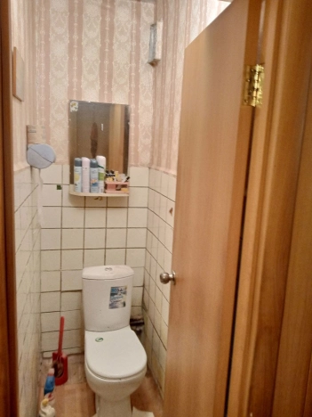 Купить трехкомнатную квартиру в Новосибирской области. Вариант № 9946920, 5, площадь -  квм, цена 4000000 рублей