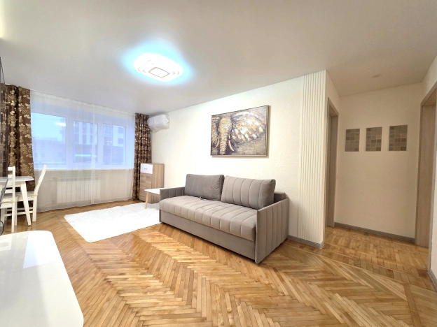 Снять квартиру в Нижнем Новгороде. Вариант № 10450114, 0, площадь -  квм, цена 50000 рублей