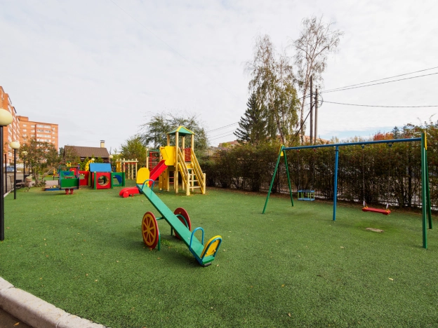 Купить двухкомнатную квартиру в Омске. Вариант № 6762454, 24, площадь -  квм, цена 8300000 рублей