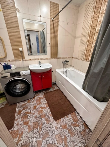 Купить трехкомнатную квартиру в Иркутске. Вариант № 52664, 7, площадь -  квм, цена 7000000 рублей