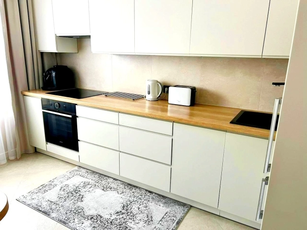 Купить двухкомнатную квартиру на улице Виктора Гакуна в Калининграде. Вариант № 1473371, 6, площадь -  квм, цена 10300000 рублей