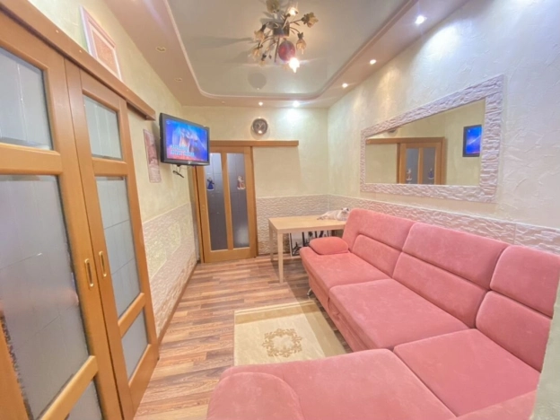 Купить трехкомнатную квартиру на улице проезд Алексея Афанасьева в Петрозаводске. Вариант № 6830844, 3, площадь -  квм, цена 10200000 рублей