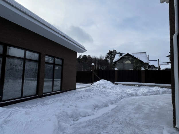 Купить дом в Новосибирске. Вариант № 9805682, 34, площадь -  квм, цена 25000000 рублей