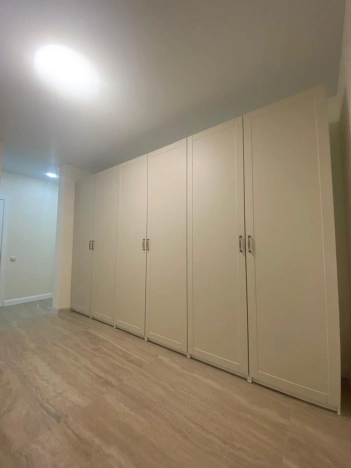 Купить двухкомнатную квартиру на улице Пыжёвский переулок в Москве. Вариант № 10034963, 33, площадь -  квм, цена 20000000 рублей